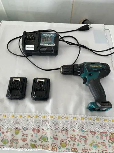 Parafusadeira makita 12V