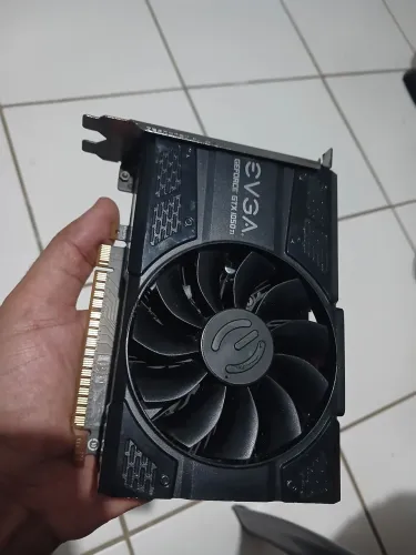 Placa de vídeo Gtx 1050 Ti 4gb EVGA funcionando normalmente,  aceito cartão. 