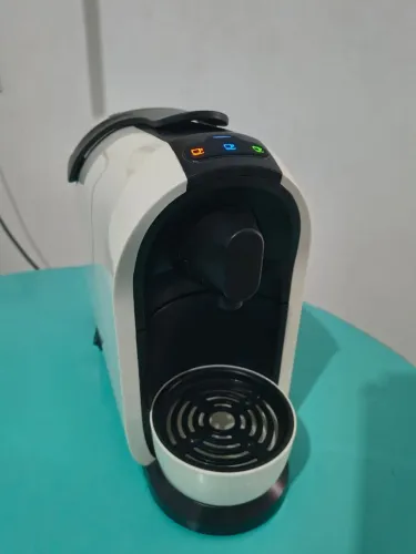 Linda cafeteria três corações