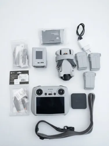 DJI Mini Combo Fly More + Osmo
