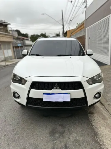 Mitsubishi Outlander 2.0 16V 160cv Aut. 2012