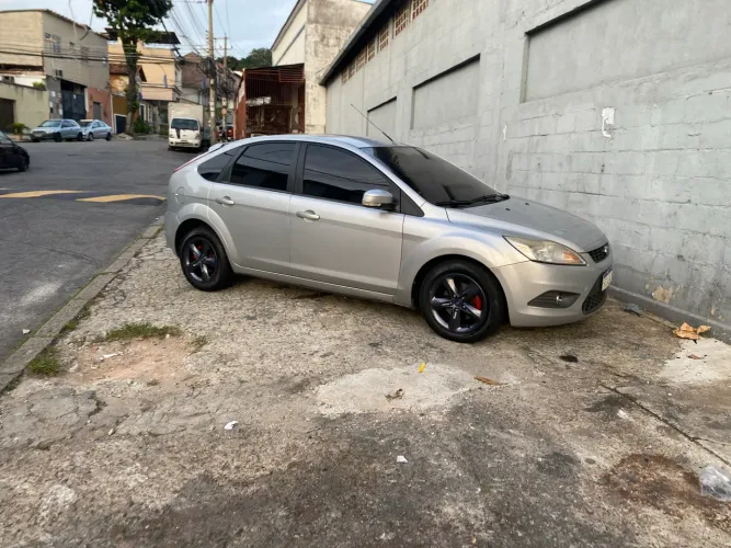 Ford Focus 1.6 S/se/se Plus Flex 8v/16v 5P 2012