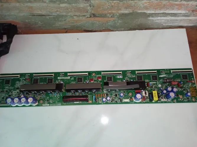 Placa ysus funcionando perfeitamente tv plasma Samsung usada PL51F4500ag
