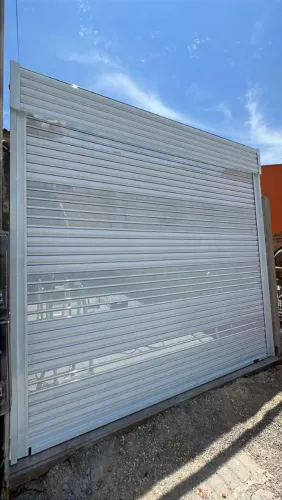 Portão automático de enrolar