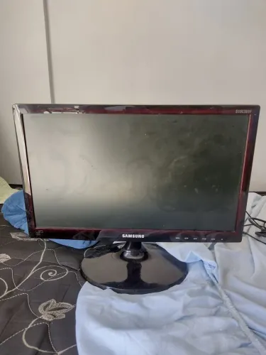 Monitor Samsung S19C301F