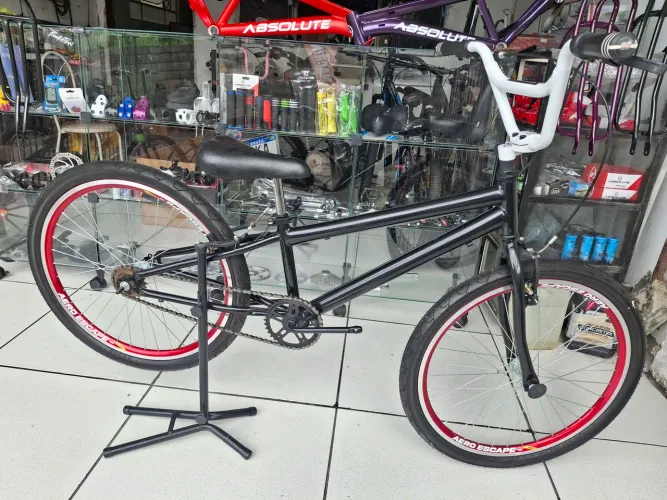 Bicicleta aro 24 masculina nova
