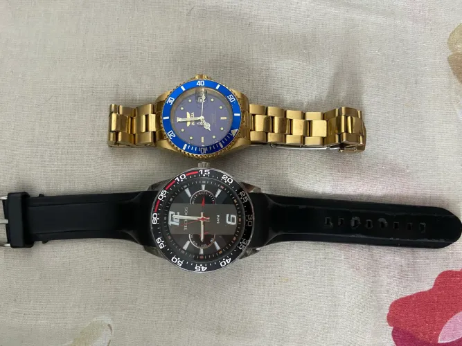 Vende-se Dois relógios