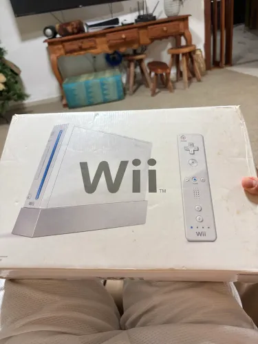 Nintendo Wii + 2 Controles