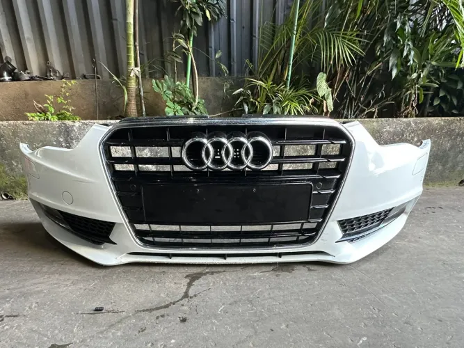 Para-choque dianteiro Audi A5 2015 completo original 