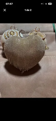 Bolsa de festa em pedras 