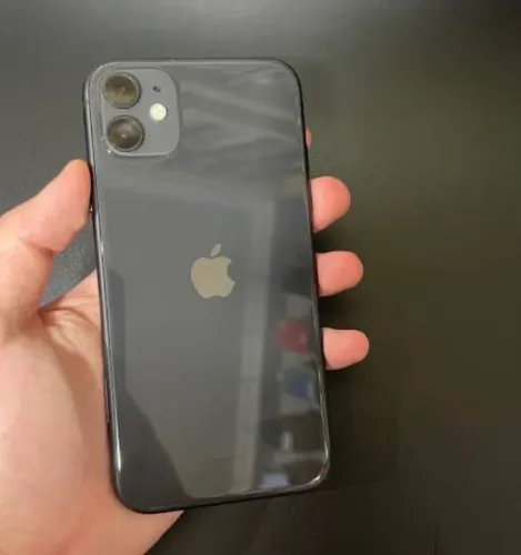iPhone 11