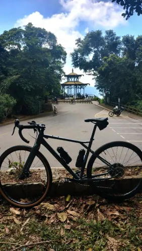 Gravel bike GT GRADE