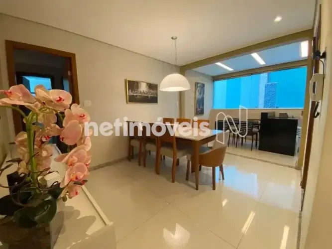 Apartamento 3 quartos, 2 vagas no Castelo