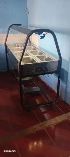 Fogão industrial e self-service