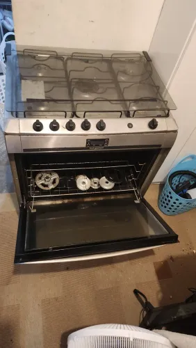 Fogão e forno grande (5 bocas)