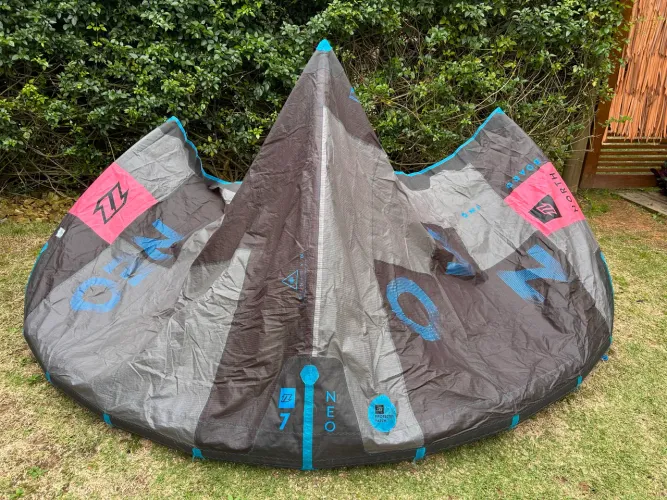 Kitesurf North NEO 2018 tam 7