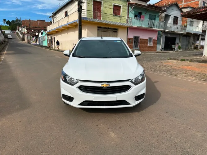 Chevrolet Onix Hatch LT 1.0 8V Flex Mec. 4P 2017