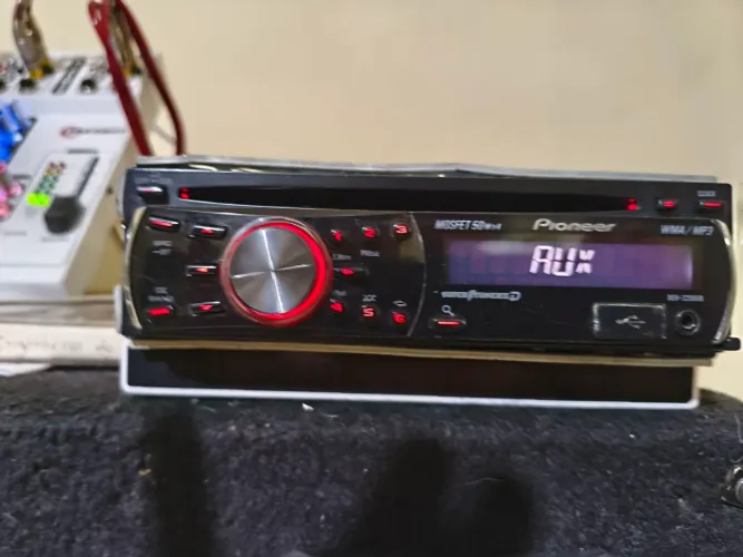 Radio pioneer deh 2250mp com Bluetooth e pen-drive