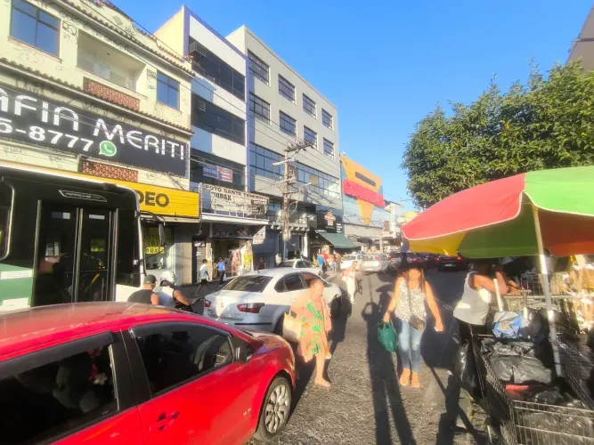 Imóvel para aluguel tem 400 metros quadrados em Centro - São João de Meriti - RJ