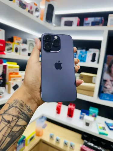 iPhone 14 Pro 256GB Roxo