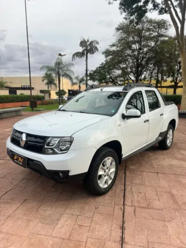 Renault Duster Oroch Exp. 1.6 Hi-flex 16V Mec. 2017
