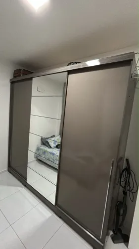 Guarda roupa 3 portas