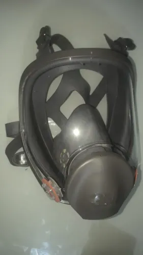 Máscara facial nova