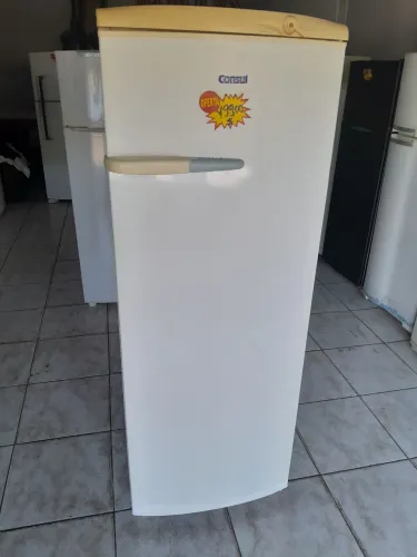 Geladeira Cônsul de uma porta. Ja incluso a entrega se for Rio preto 17. *