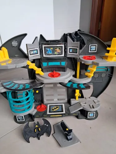 Brinquedo Castelo do Batman