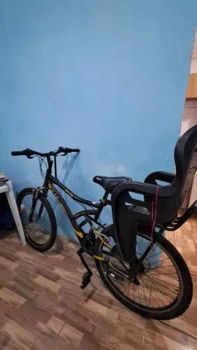 Cadeirinha de bike