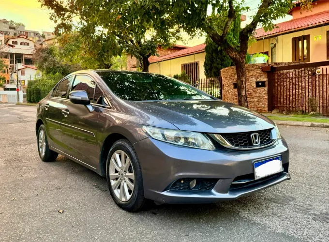 Honda Civic Sedan LXR 2.0 Flexone 16V Aut. 4P 2016