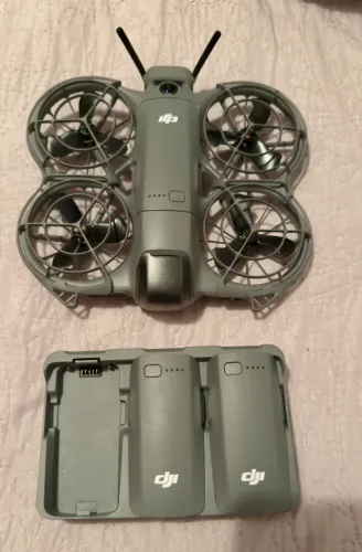 Neo 2 fly more ( sem controle )