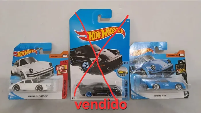 MOBILE TOY * MT 2 Porsche Hot Wheels: 934.5 Azul #34 + 934 Turbo RSR Novos