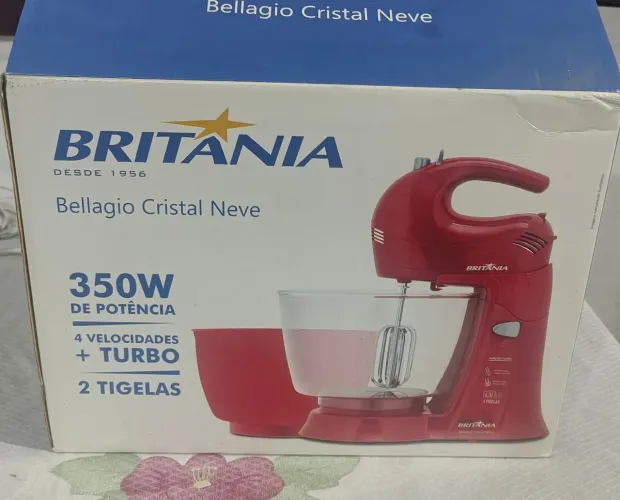 Batedeira Britânia Bellagio Cristal Neve 350W Vermelha (127V)