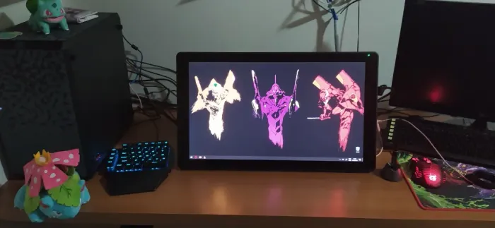 Mesa Digitalizadora Huion Kamvas 22 Plus - Venda só em Cascavel-PR