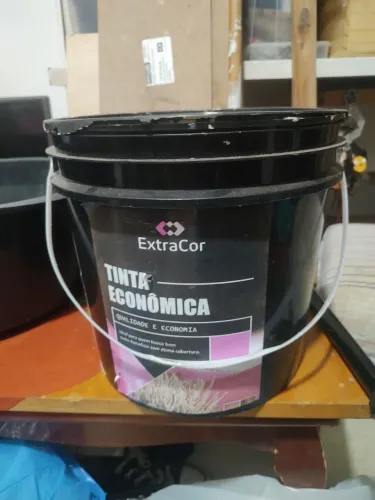Tinta cor Palha 3litros restantes