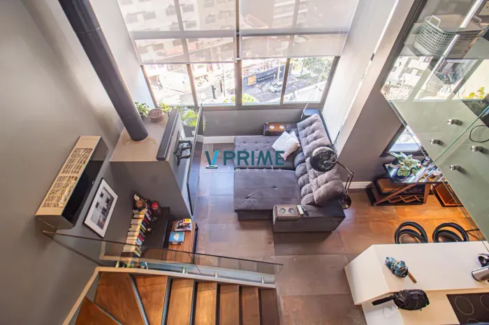 Apartamento Duplex, 1D com lareira no bairro Rio Branco