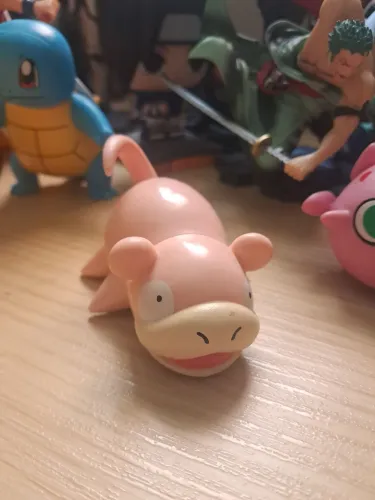 Action Slowpoke pokemon