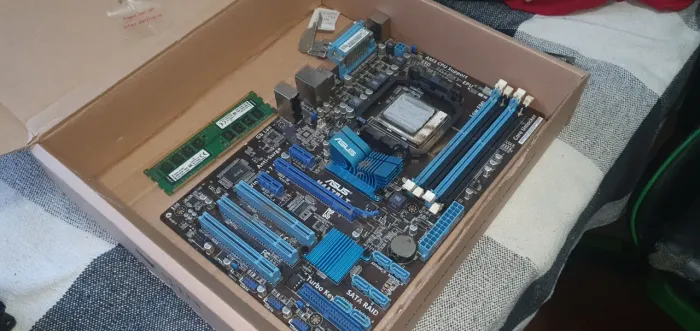 PLACA ASUS AM3 - M4A78BLT-M + PROCESSADOR, RAM E COOLER