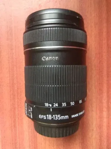 Lente Canon Ef-s 18-135mm
