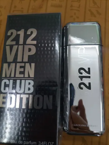 PERFUME IMPORTADO 212