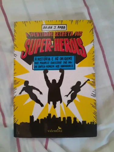 Livro A História Secreta dos Super Heróis