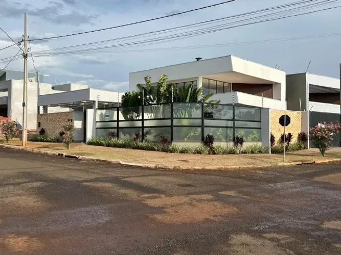 Casa Alto Padrão na Zona Norte**