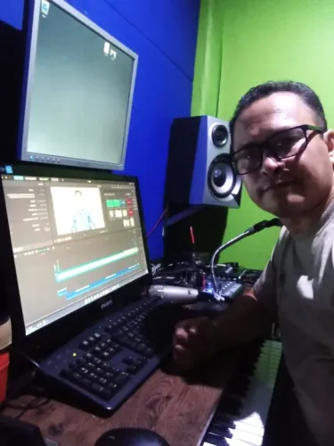 Editor de videos e designer
