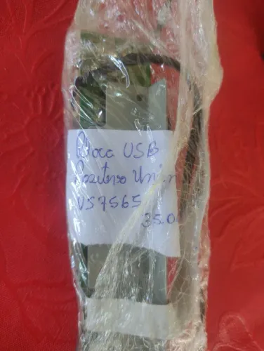 Placa USB US7565