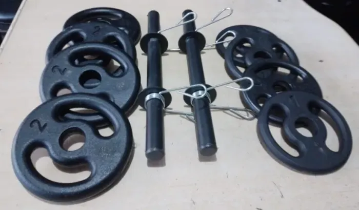 kit  barras e anilhas novo para musculaçao