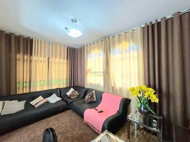 Casa à venda, 3 quartos, 3 vagas, São José - Divinópolis/MG