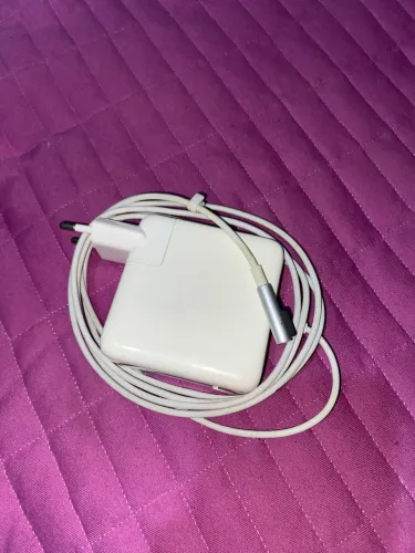 Carregador de MacBook Original 