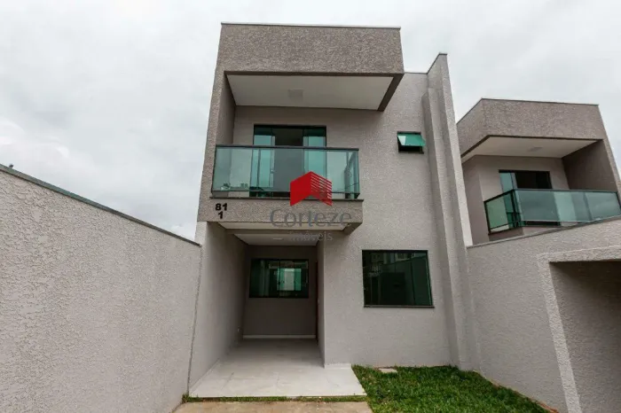 Sobrado à venda em Uberaba, Curitiba  2 Quartos, 1 Suíte, 80,52m² Privativos