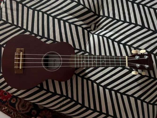 Ukulele Kalani 8134